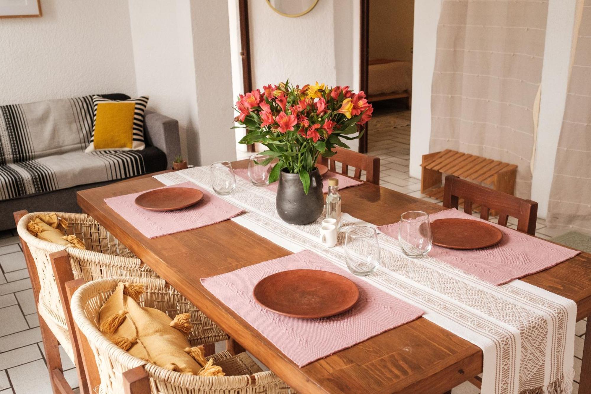 Sunny Home In Oaxaca City Center ภายนอก รูปภาพ